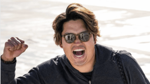 「荒ぶっとるな」村上宗隆、“無精ヒゲ”生やしワイルドなガッツポーズ　「アメリカに馴染んでる」「笑顔最高」