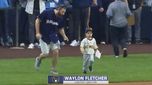 「将来が楽しみすぎ」MLB、4歳少年の見事なノーバン始球式　SNSも絶賛「普通に肩強過ぎる」「すげえ！」