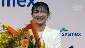 坂本花織、結婚サプライズ発表「最後の最後に驚きました！！」引退会見での報告に祝福続々「めっちゃ〜嬉しいです」「末永くお幸せに」