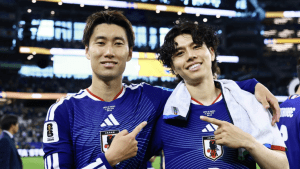鎌田大地＆田中碧、スウェーデン戦後のオフショットにファン興奮　「燃えますねぇ」「大暴れしてきて下さい！」
