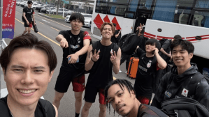 バレーボール男子日本代表、中国遠征のオフショットが「あまりにも高校生すぎる」　試合とは違う素顔にファン歓喜