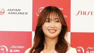 「想像以上！」　22歳美人女子プロゴルファー、ドレスアップした姿に「断トツでかわいい」「落ち着きがあり、華もある」と絶賛の声