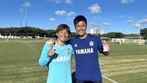 川島永嗣、元日本代表の盟友・乾貴士との2ショットにファン感動　「この2人の並びをまた見れるなんて」「ずっとジュビロに居てぇ〜」