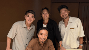 「陽キャブラボー軍団」　堂安律、長友佑都や板倉滉らとの豪華食事会に「サッカーレジェンド達」「大好き4人組」と注目