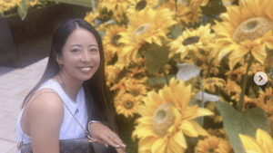 「いいねが押し足りない」園田彩乃、ぴったり白タンクトップと高級バッグの夏コーデ　「スタイル抜群」「めちゃくちゃステキ過ぎ」と絶賛