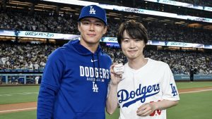 「ナイスピッチ！」神木隆之介、ドジャースの始球式に登場　山本由伸との2ショット公開にSNS民歓喜「最高すぎるう〜〜〜」「神木くんのが年下に見える」
