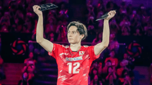 髙橋藍「LAオリンピックの切符獲得しました！」　日本代表のアジア制覇に大絶賛「バレーボール界の宝物」「カッコよすぎました」