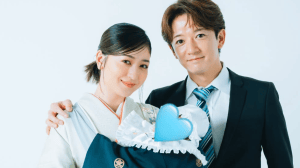 みちょぱ「なかなかエモ」受け継がれた初着に感慨つづる　お宮参り記念写真に「お母さんの顔になった！！」「抱きしめたい家族」
