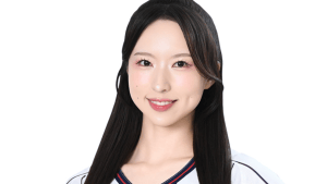 「キレキレ&可愛い」侍ジャパンに11球団のチア22人集結！　ユニホーム姿に「透明感やばくない？」「鍛えたそのパワー」