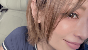 浜崎あゆみ「お許しください」48歳の誕生日にイメチェン姿公開　「ショートヘア可愛すぎます」「一生ついてく」