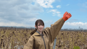 えなこ「初めて…」　雰囲気一変の“激レア”姿に「何着ても似合いやがって」「でっかい！」