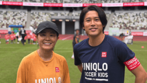澤穂希、内田篤人との笑顔のツーショットに反響　「凄いカッコいい」「ドリブルしてるとこ見るだけで泣きそう」とプレーにも注目