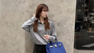 「雰囲気違う！」26歳女子卓球選手、ミニスカメガネ私服姿でファンを魅了　「インテリ女子」「モデルさんみたいに素敵です」